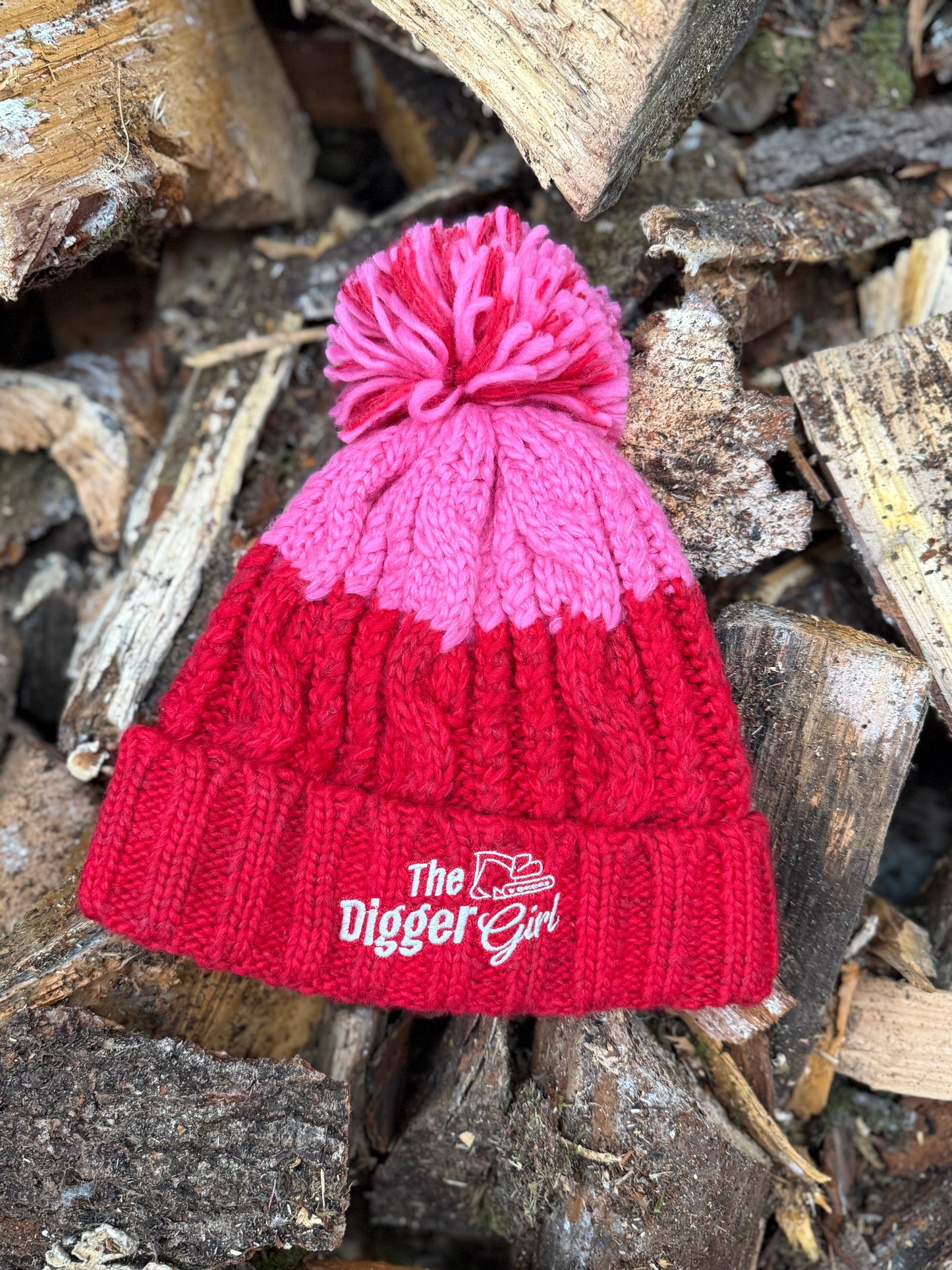 DG Limited Edition Bobble Hat - Pink
